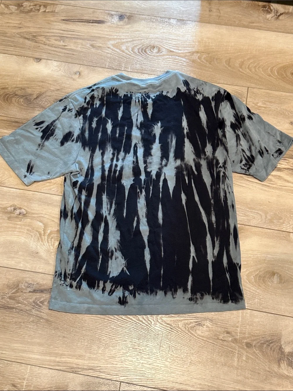 Jordan Tie-Dye Graphic Tee in Black and Gray with Multicolor Jumpman - small